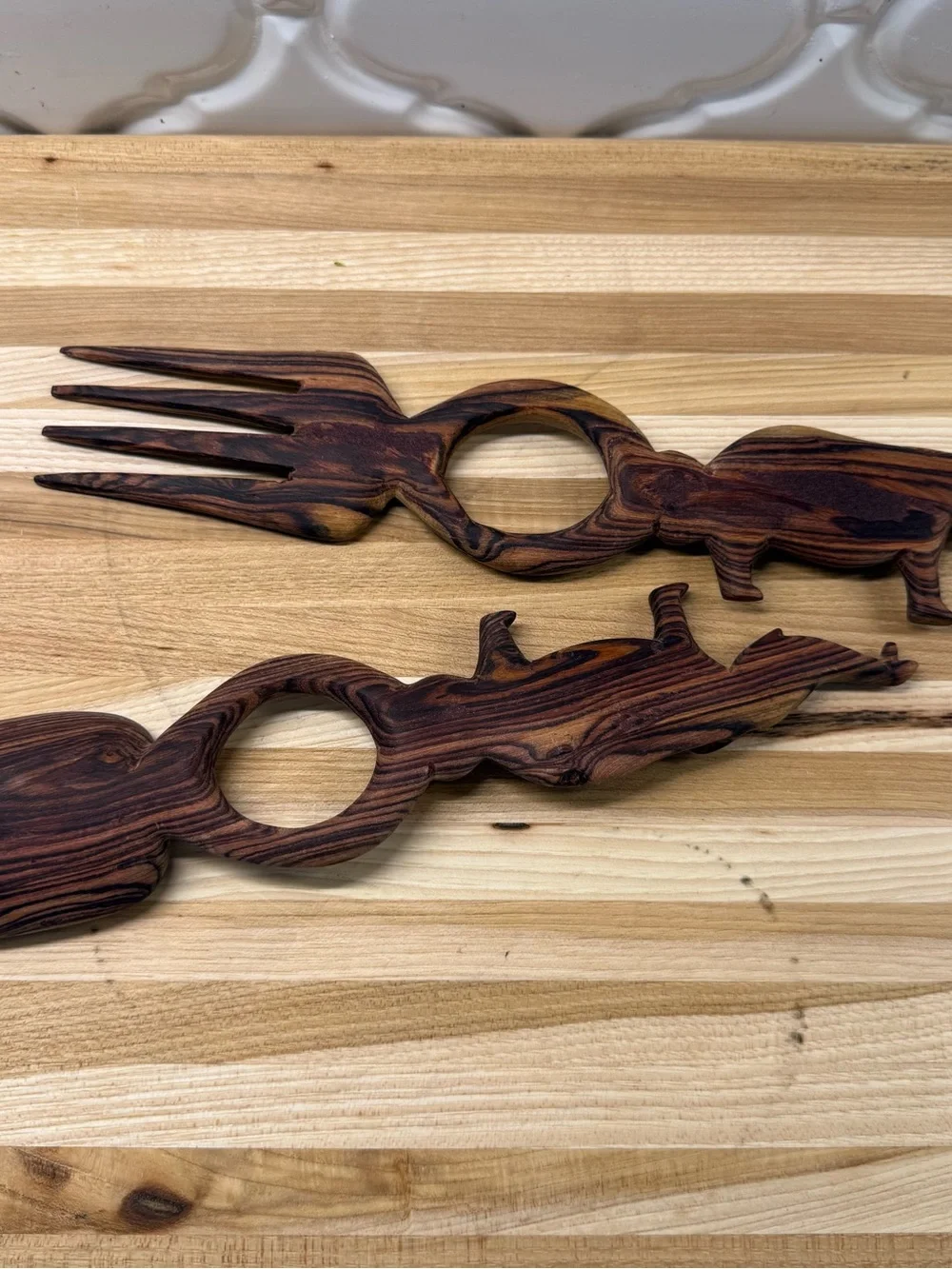 VTG Hand Carved Wooden Giraffe Salad Servers Spoon Fork Set Safari Boho African